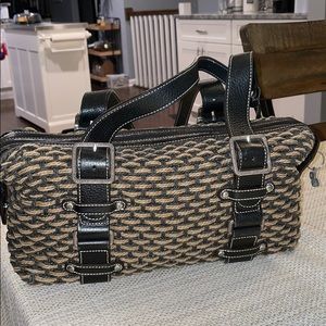 Great bag to match with brown shoes or boots
